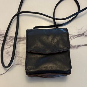 DEREK ALEXANDER Mini Travel Crossbody Pouch Wallet